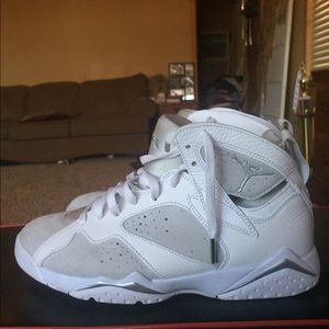 Jordan 7 “Pure Platinum” white/silver grey